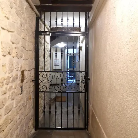 Le Petit Cocon Du Marais Appartamento
